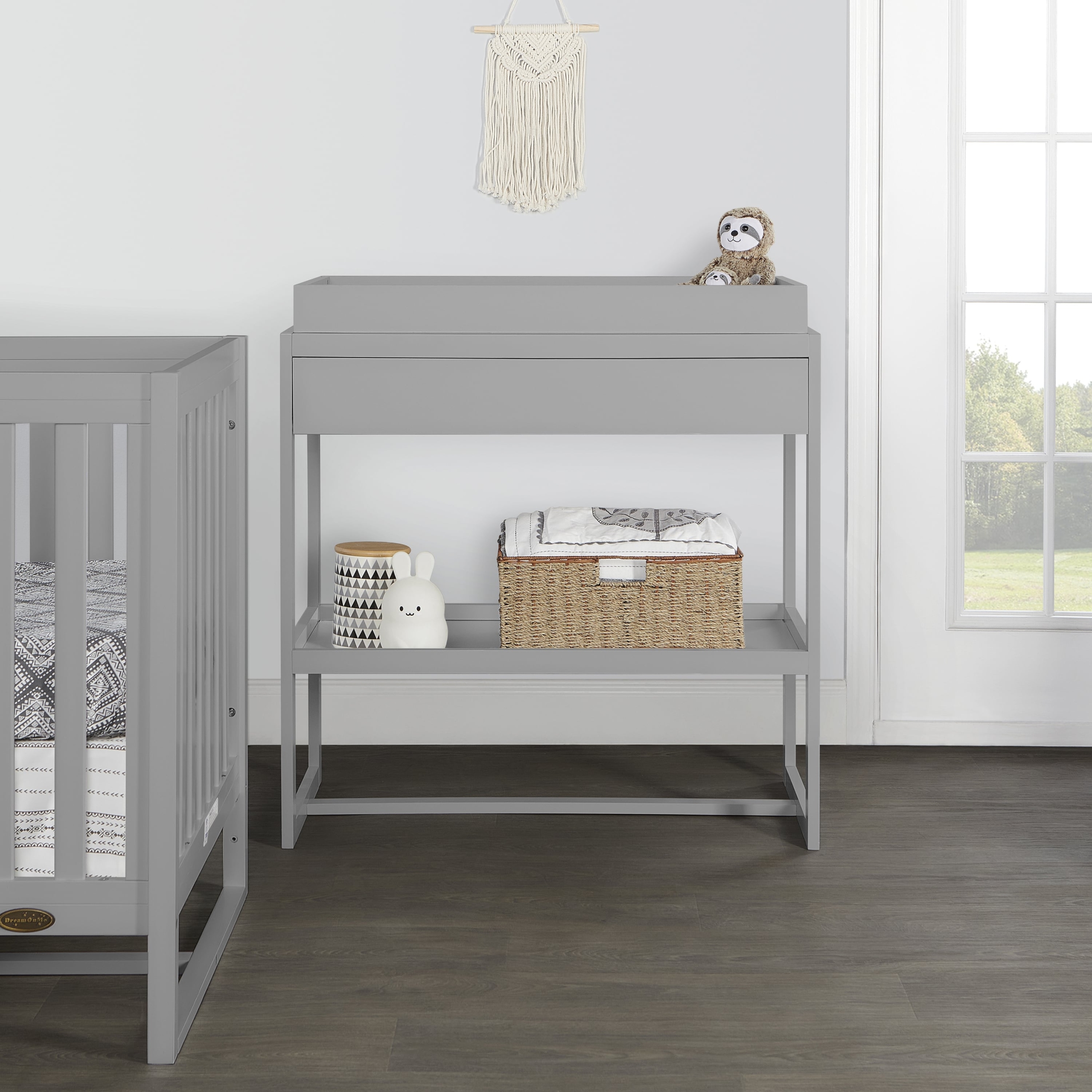 605X_PG_RmScene_01 605X_PG_RmScene_01