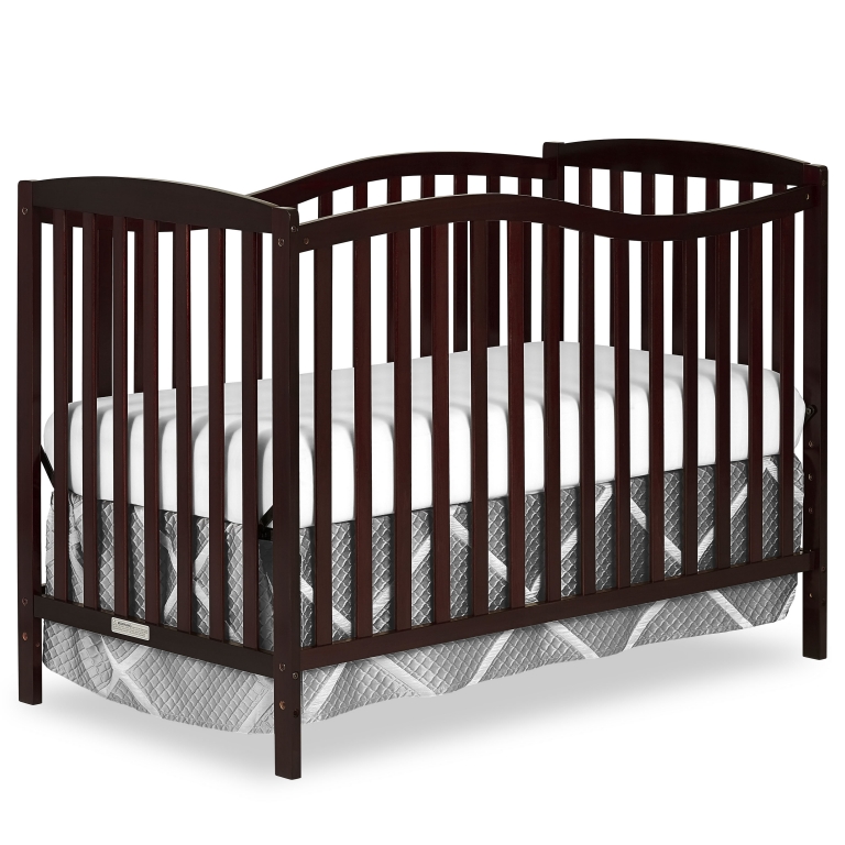 Chelsea 5 in 1 Convertible Crib Dream On Me